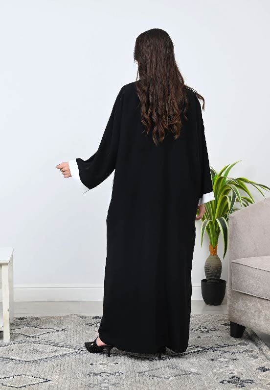 Lutfaz Premium Dubai Nidah Fabric Queen Abaya - Black & White