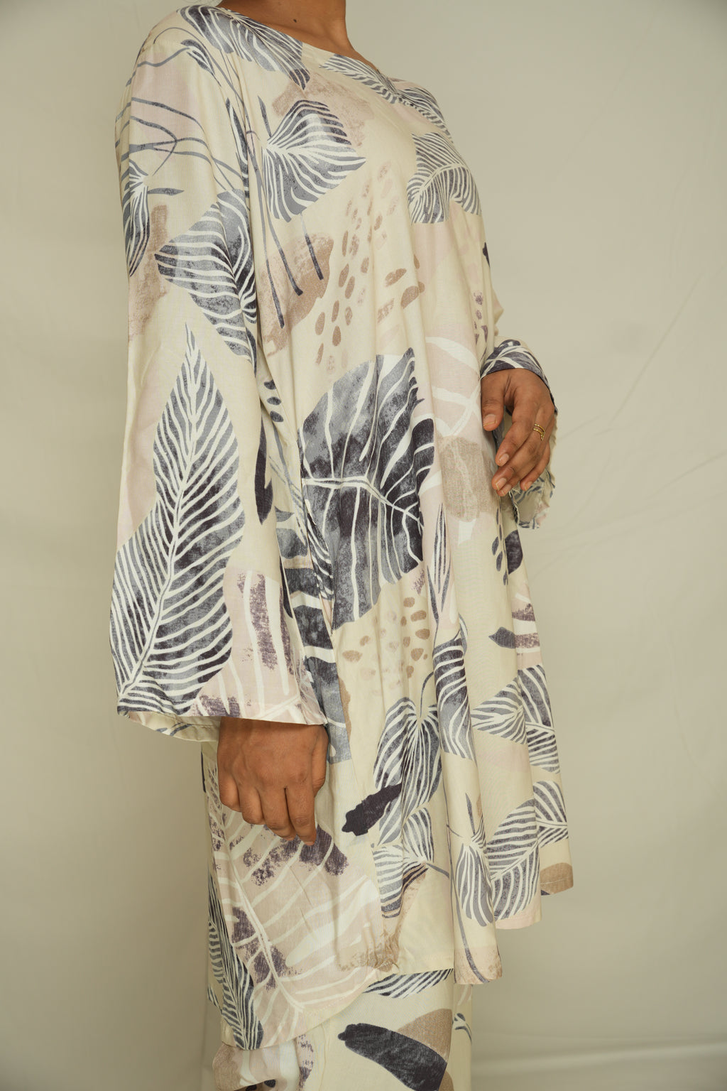 Premium Floral Print Two-Piece Set – Soft Rayon Fabric