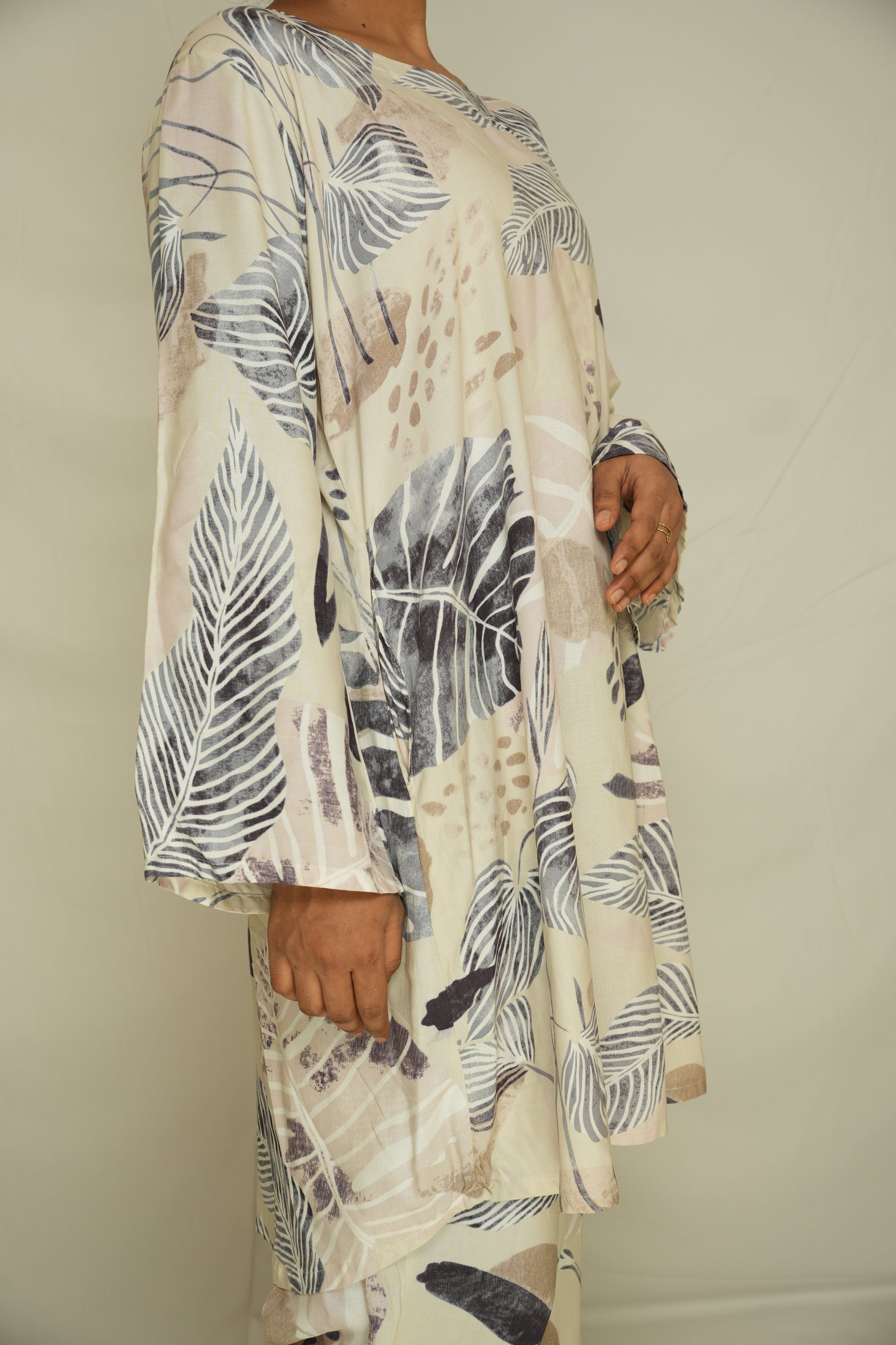 Premium Floral Print Two-Piece Set – Soft Rayon Fabric