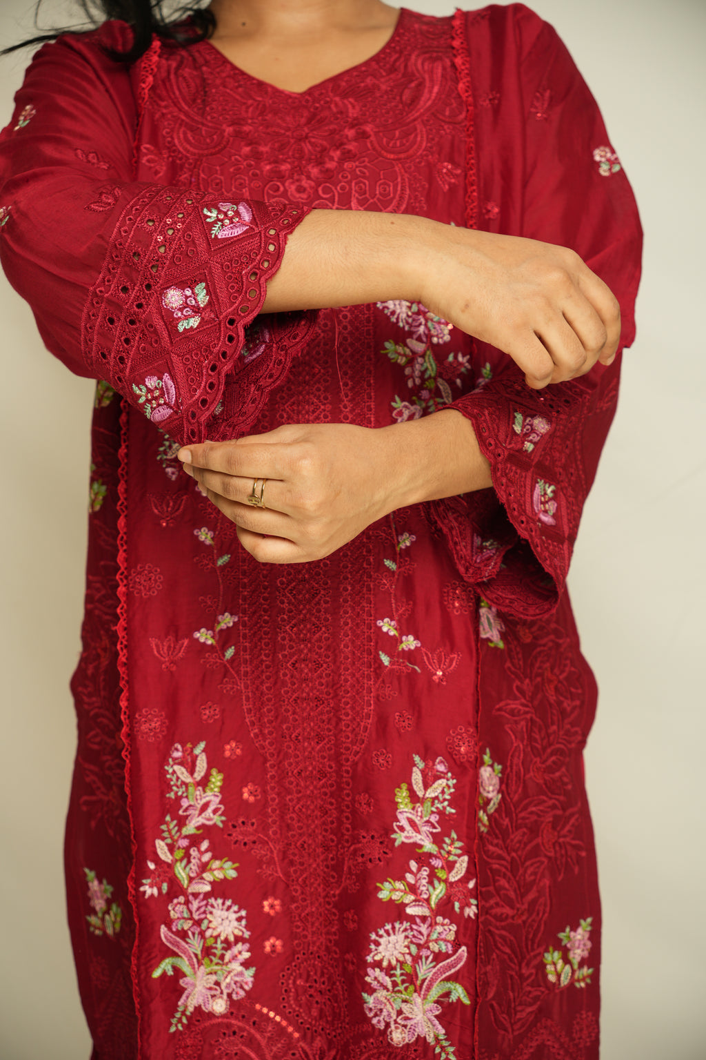 Regal Mauve Embroidered Lawn Suit with Designer Dupatta