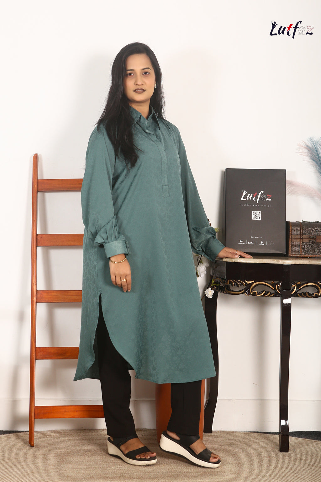 Lutfaz Aira Classic Kurti